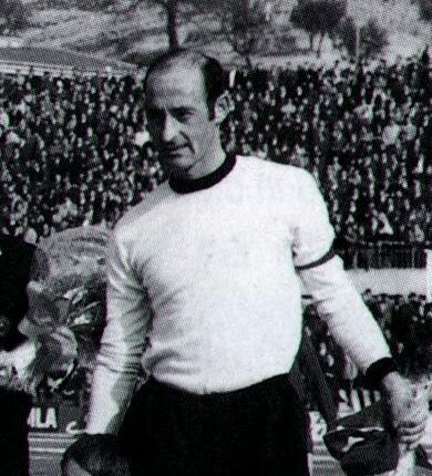 Carlo Mazzone da calciatore e capitano dell’Ascoli