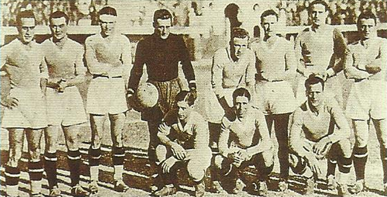 Una formazione del Napoli nella stagione 1936/37