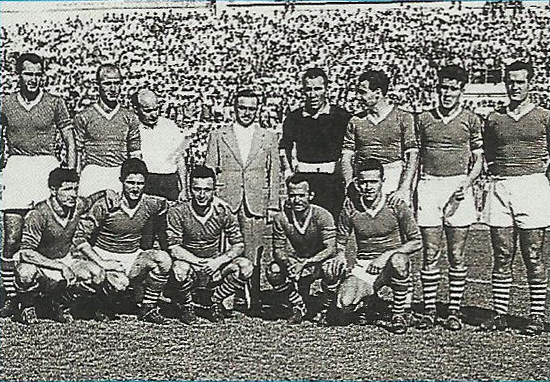 Una formazione del Napoli nella stagione 1948/49