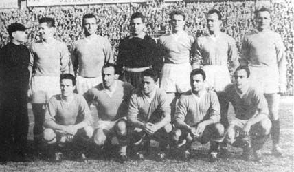 Una formazione del Napoli nella stagione 1953/54