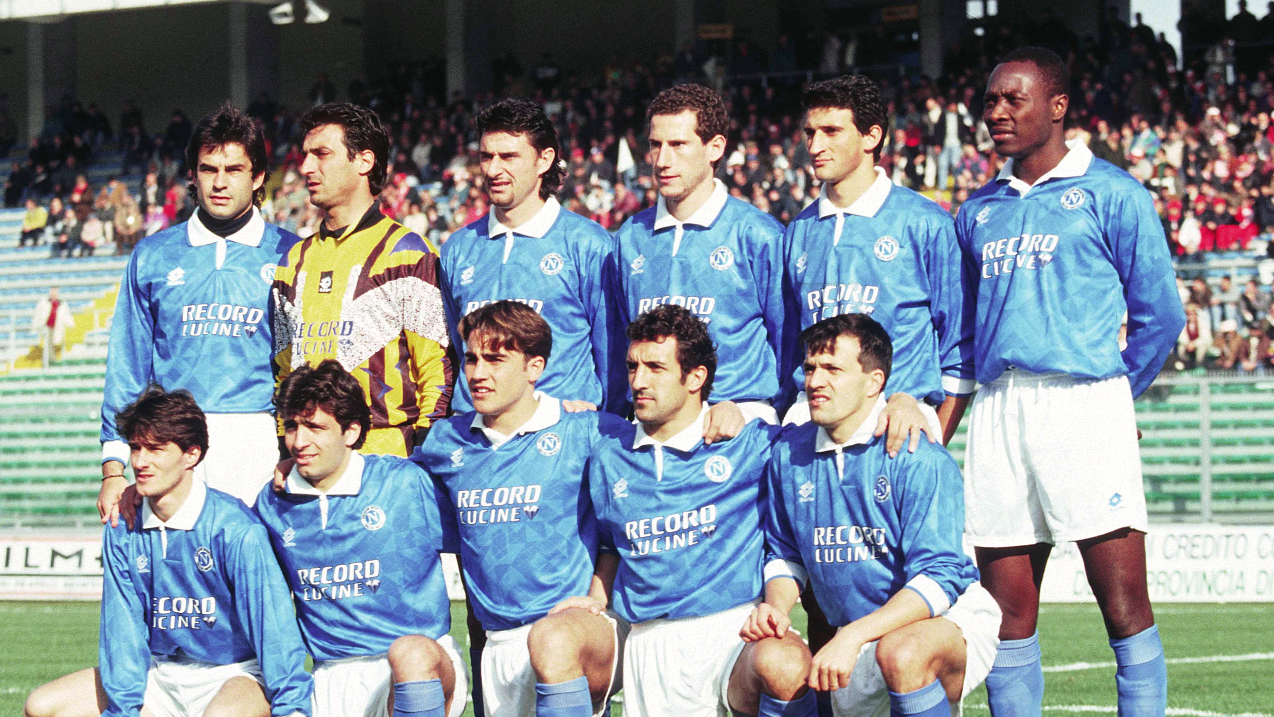 Una formazione del Napoli nella stagione 1994/95